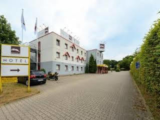 Bon Marche Hotel Bochum Exterior foto